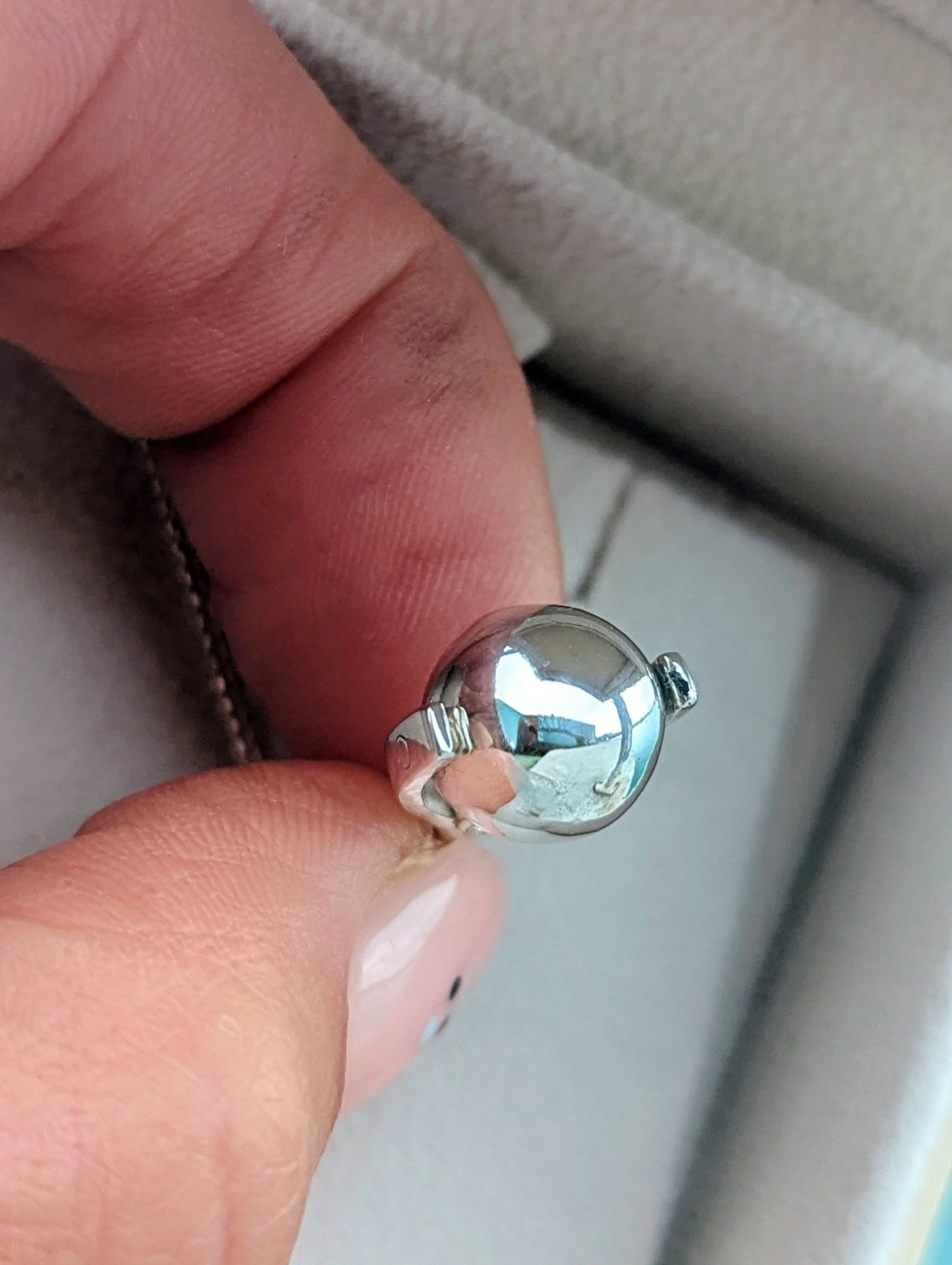 Mini Sterling Silver Spinning Necklace with Moissanites – One of a KindNecklacesBooblinka Jewellery