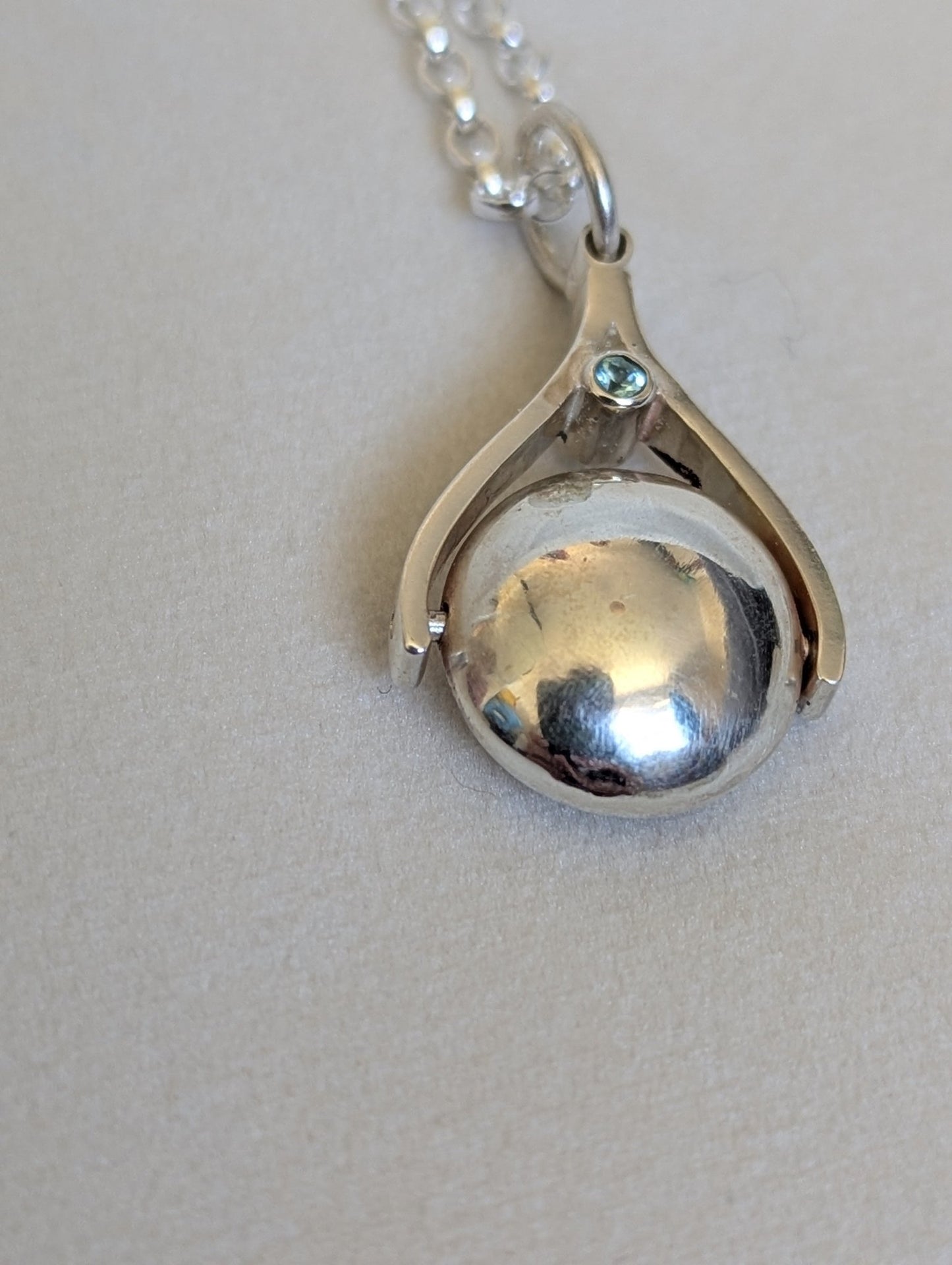 Silver Spinning Pendant Necklace with Sky Blue TopazNecklacesBooblinka Jewellery
