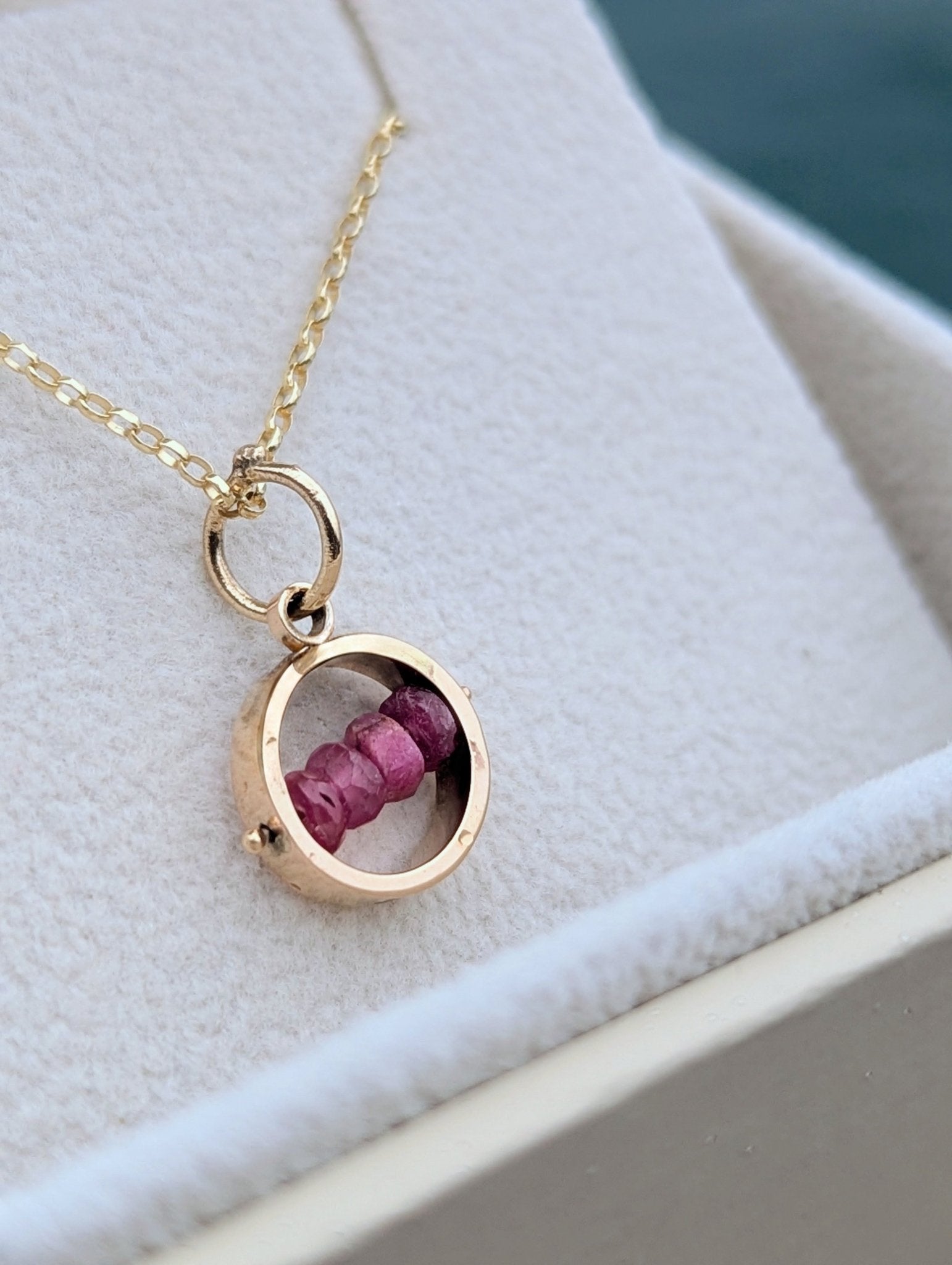 9ct Gold Ruby Tactile Necklace – Mini HALONecklacesBooblinka Jewellery