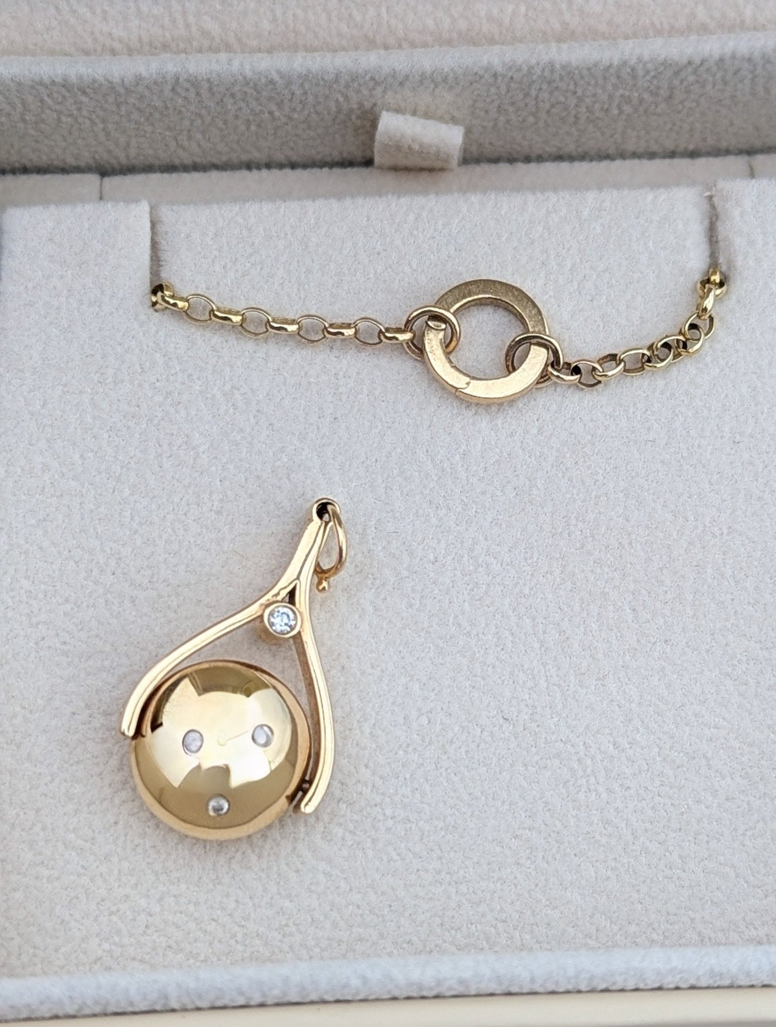 9ct Gold Spinning Necklace with Diamonds & Solid Gold Charm Holder – Handcrafted in CornwallNecklacesBooblinka Jewellery