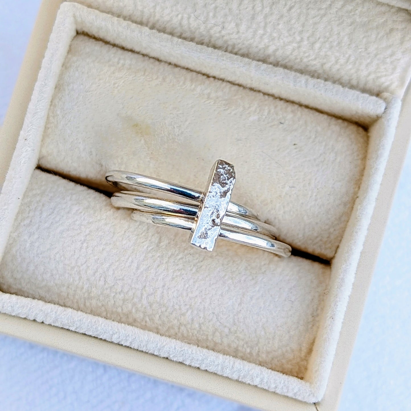 Three Band Contemporary Silver Spinner Ring in ivory jewellery box