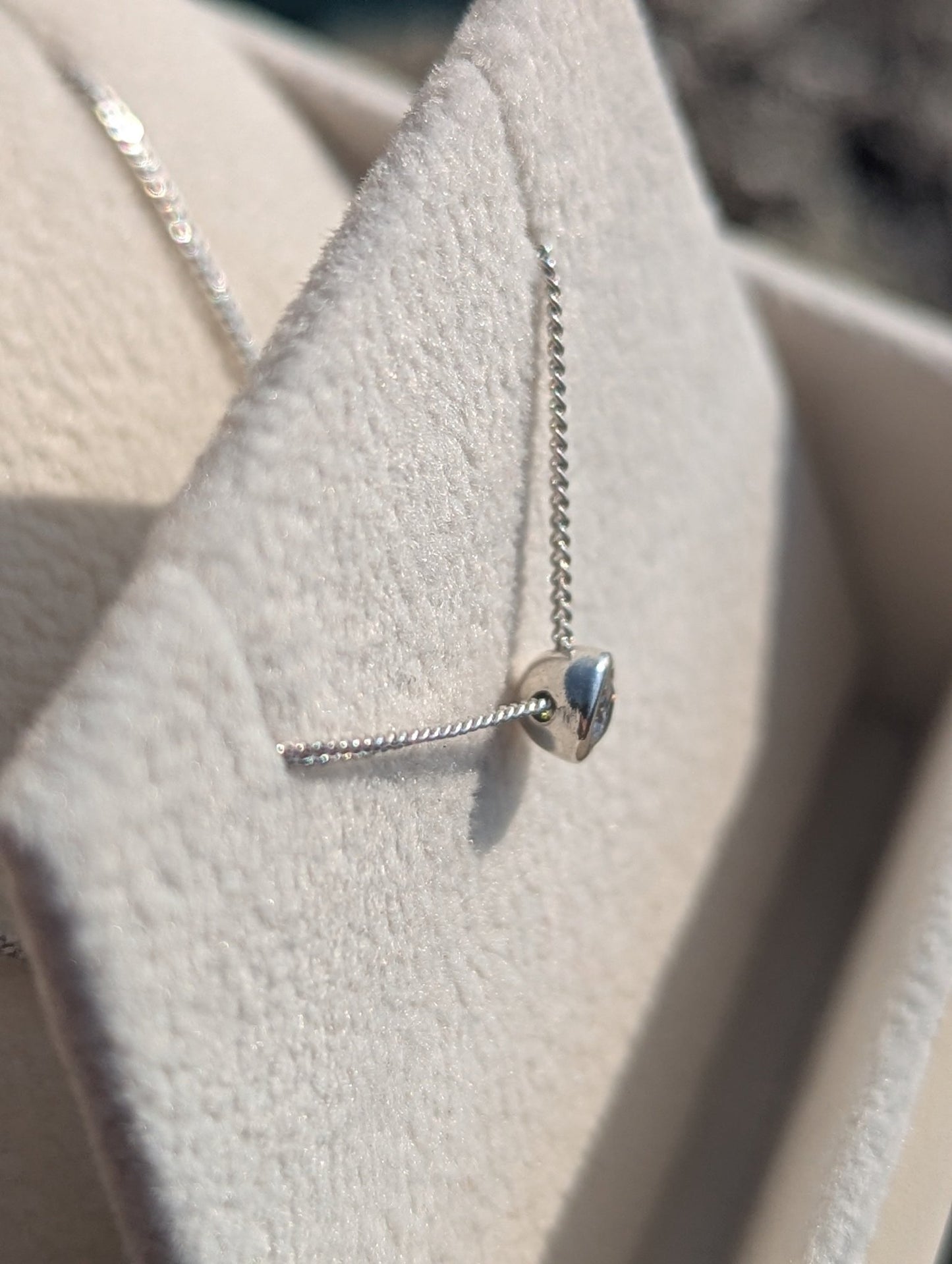 Sterling Silver Solitaire Moissanite Necklace – DEI CollectionNecklacesBooblinka Jewellery