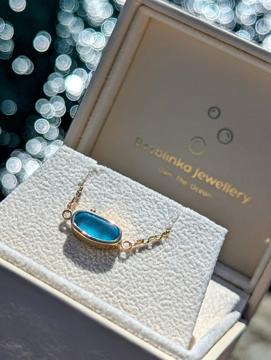 Turquoise Sea Glass Gold Bracelet – Allure CollectionBraceletsBooblinka Jewellery