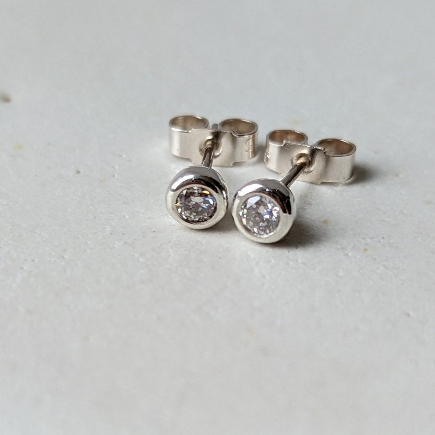 Moissanite Solitaire Silver Stud Earrings – DEI Collection by Booblinka Jewellery