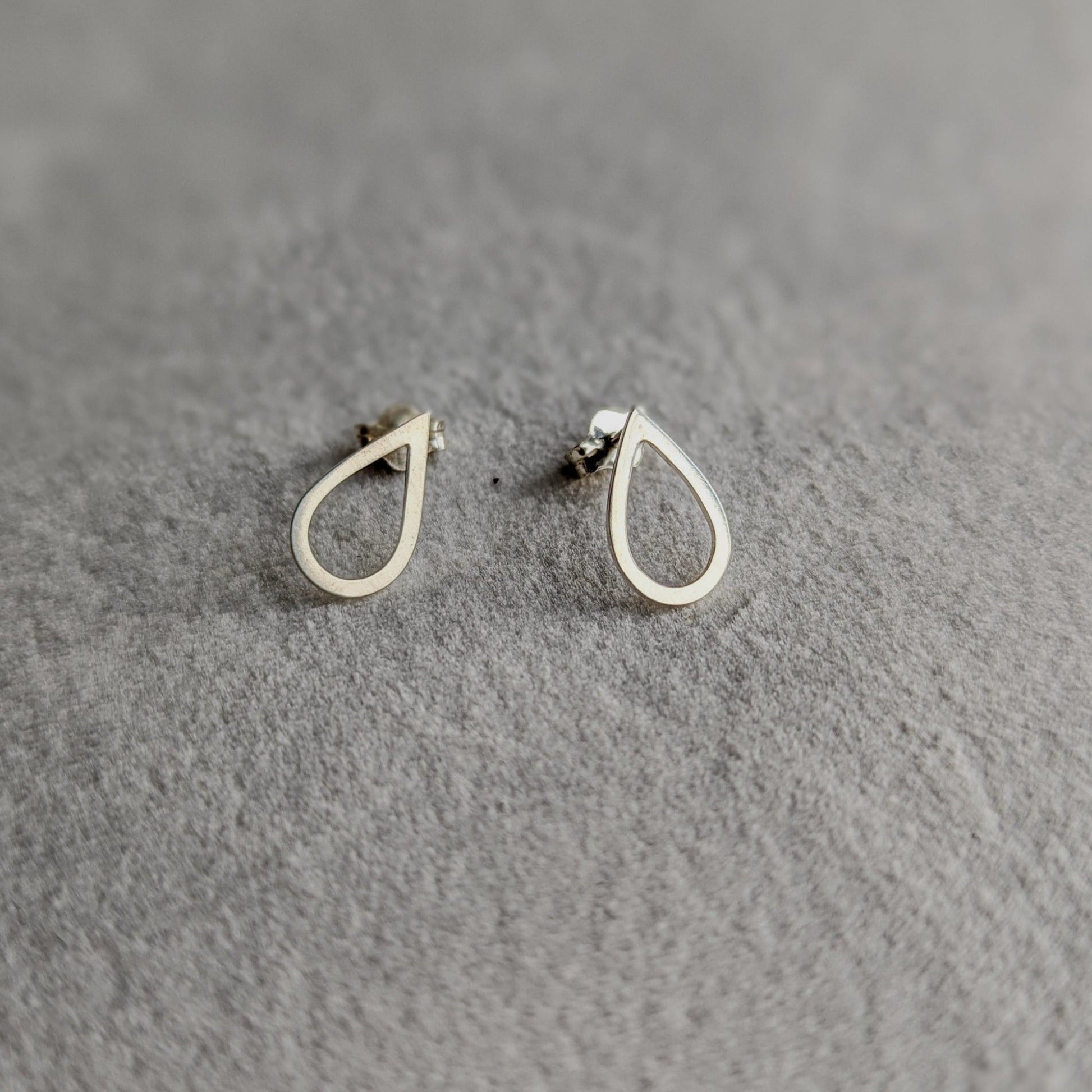 Silver teardrop stud earrings